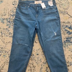 Calvin Klein Mid Rise Slim Boyfriend Jeans 16/33